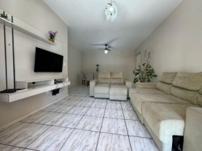 COD 333 Apartamento Meia Praia